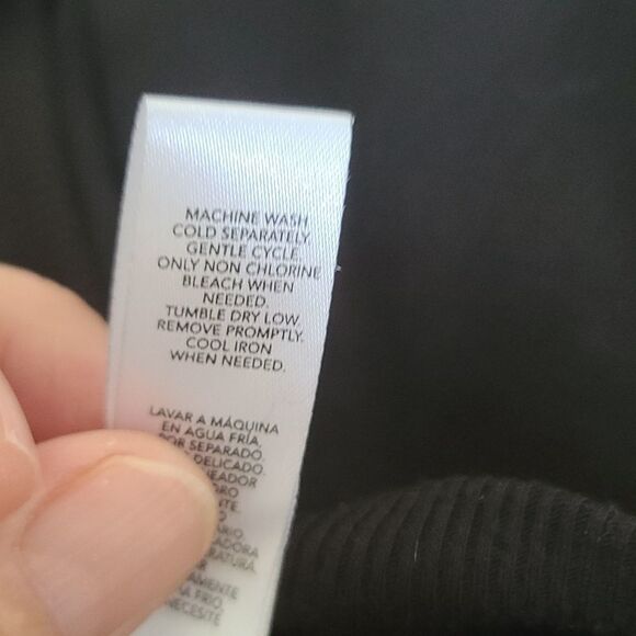 FLORA NIKROOZ WOMAN'S PULLOVER TOP - Picture 11 of 11